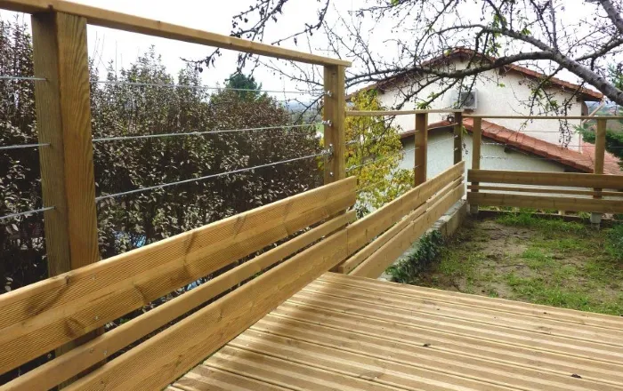 Garde-corps en bois : prix, avantage et mise en œuvre